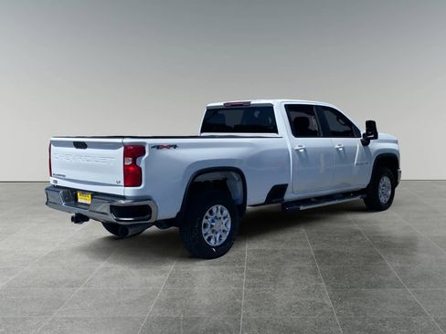 Used 2024 Chevrolet Silverado 3500 LT AWD/4WD image 5