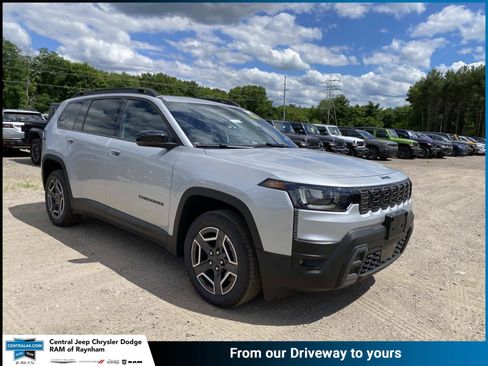 New 2026 Jeep Cherokee Limited AWD/4WD image 1