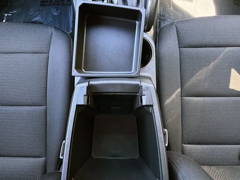 Used 2025 GMC Canyon Elevation w/ Convenience Package RWD image 24