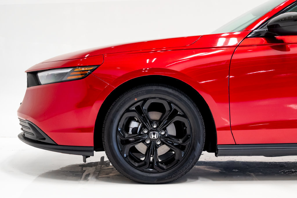 Used 2025 Honda Accord SE image 24