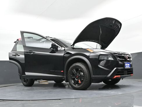 New 2026 Nissan Rogue Rock Creek image 39