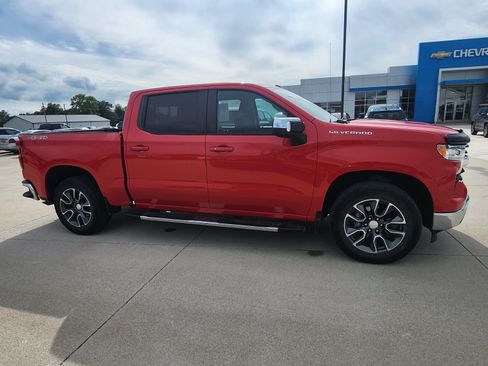 Used 2022 Chevrolet Silverado 1500 LT w/ All Star Edition Plus AWD/4WD image 4