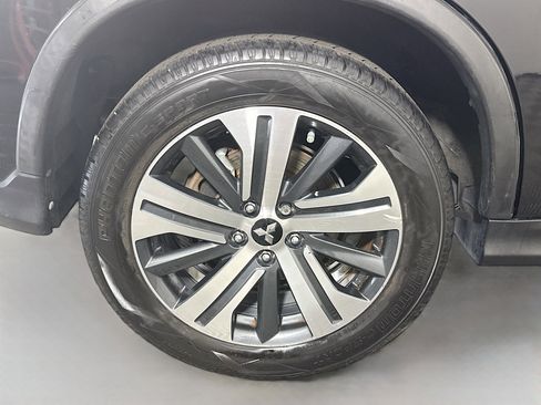 Used 2021 Mitsubishi Outlander Sport FWD image 32