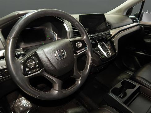 Used 2023 Honda Odyssey Sport image 10