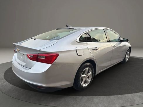 Used 2018 Chevrolet Malibu LS image 5