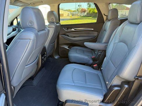 Used 2021 Buick Enclave Premium w/ Sun and Sites Package image 38