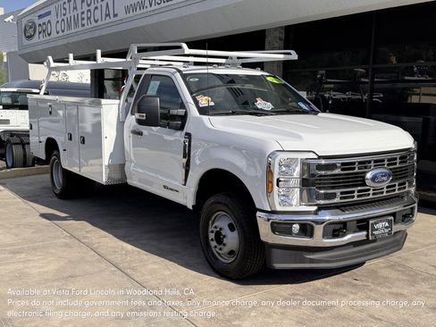 Used 2024 Ford F350 XLT w/ XLT Value Package image 1
