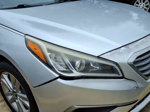 Used 2016 Hyundai Sonata SE FWD image 3