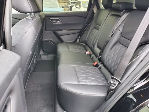 New 2026 Nissan Rogue Platinum w/ Platinum Premium Package AWD/4WD image 11