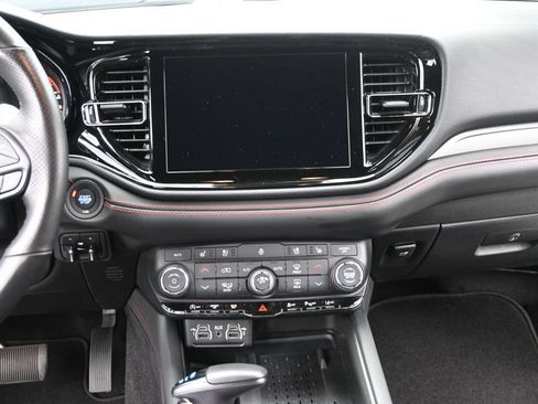Used 2025 Dodge Durango GT AWD/4WD image 30