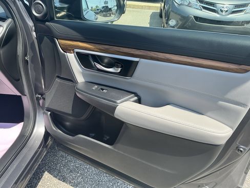 Used 2018 Honda CR-V EX-L image 12