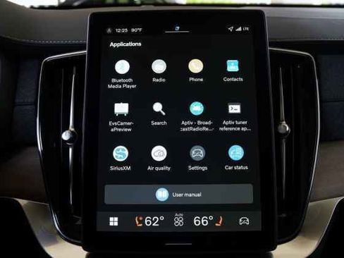 New 2026 Volvo XC90 B6 Core image 15