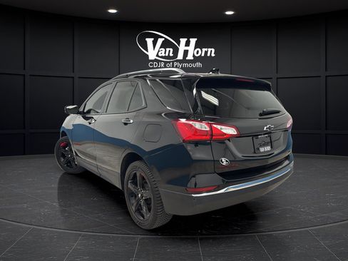 Used 2021 Chevrolet Equinox Premier w/ Redline Edition AWD/4WD image 5