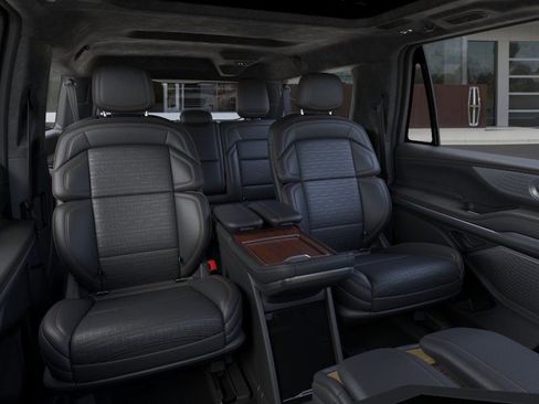 New 2026 Lincoln Navigator L Black Label AWD/4WD image 11
