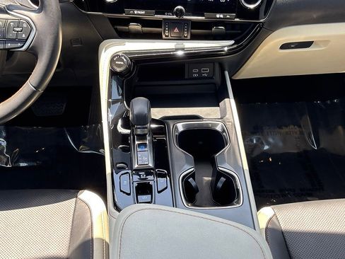Used 2024 Lexus NX 250 FWD image 14