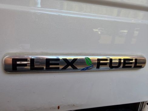 Used 2015 Ford F250 Lariat w/ Lariat Ultimate Package AWD/4WD image 11