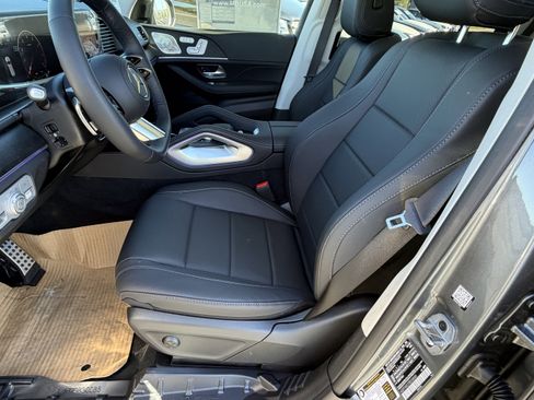 New 2026 Mercedes-Benz GLS 450 4MATIC image 18