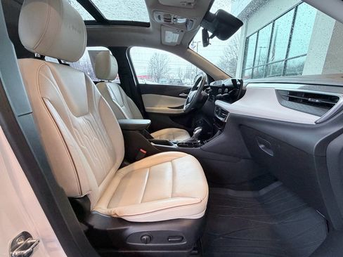 Used 2024 Buick Encore GX Avenir w/ Avenir Technology Package image 22