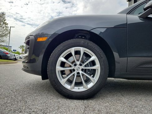 New 2025 Porsche Macan image 11
