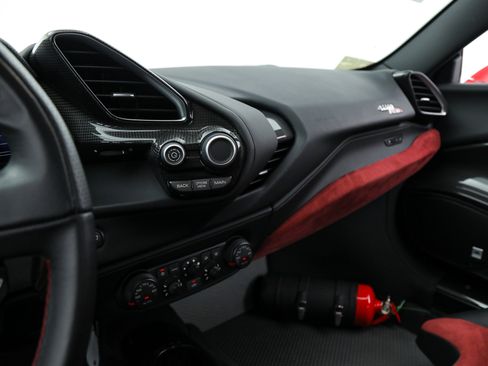 Certified 2019 Ferrari 488 Pista Coupe image 56