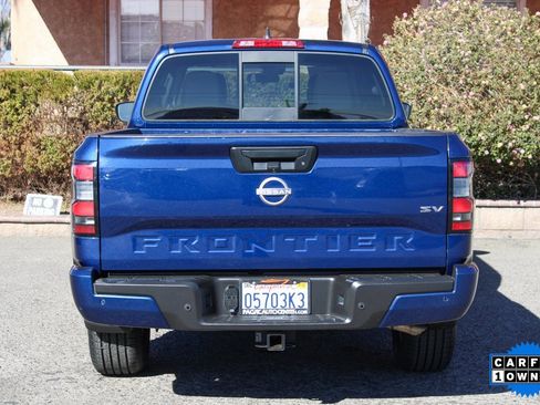 Used 2022 Nissan Frontier SV w/ Technology Package image 7