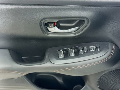Used 2024 Honda HR-V Sport image 15