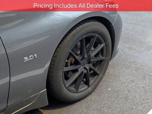 Used 2017 INFINITI Q50 3.0t Premium w/ Cargo Package (L95) RWD image 8