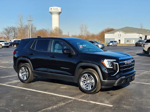 Used 2025 GMC Terrain Elevation image 9