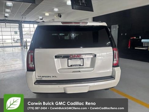 Used 2018 GMC Yukon XL Denali w/ Denali Ultimate Package AWD/4WD image 7