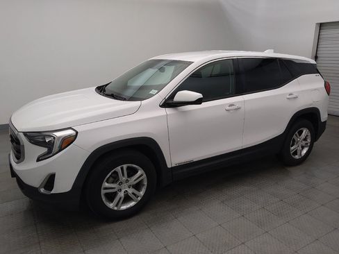 Used 2018 GMC Terrain SLE FWD image 2