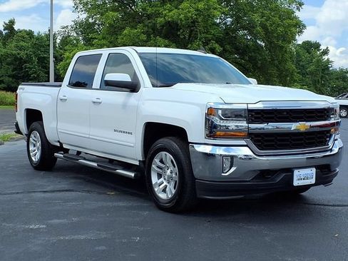 Used 2017 Chevrolet Silverado 1500 LT w/ All Star Edition AWD/4WD image 2