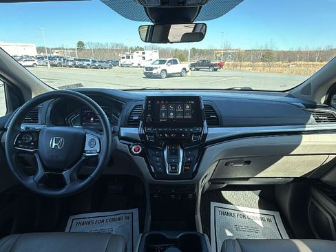 Used 2023 Honda Odyssey Touring image 26