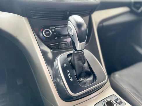 Used 2013 Ford Escape SEL image 37