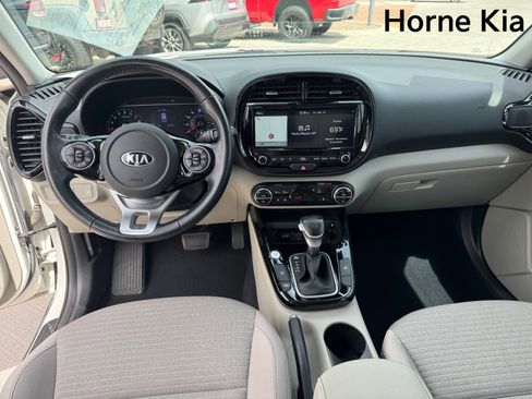 Certified 2021 Kia Soul EX FWD image 14