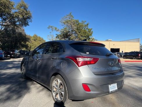 Used 2013 Hyundai Elantra GT w/ Style Pkg image 5