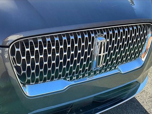 Used 2022 Lincoln Corsair Standard image 29