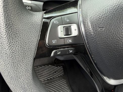 Used 2016 Volkswagen Jetta SE FWD image 30