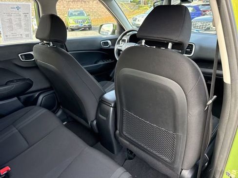 Certified 2022 Hyundai Venue SEL w/ Cargo Package image 22