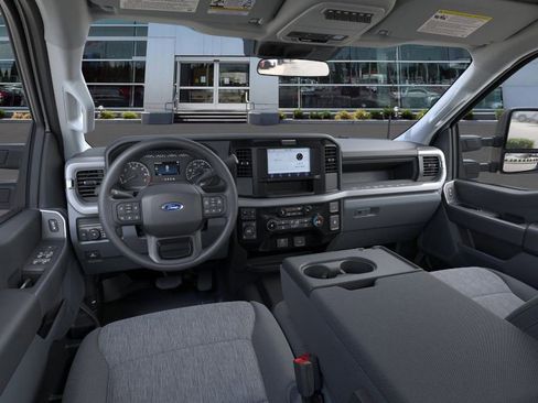 New 2026 Ford F250 XL w/ XL Chrome Package image 9