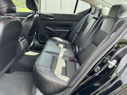 Used 2024 Nissan Altima 2.5 SR FWD image 17