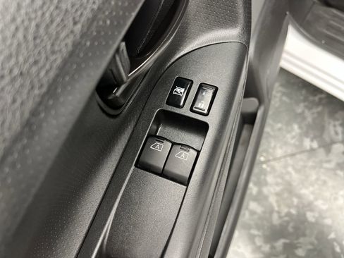 Used 2020 Nissan NV200 S image 7