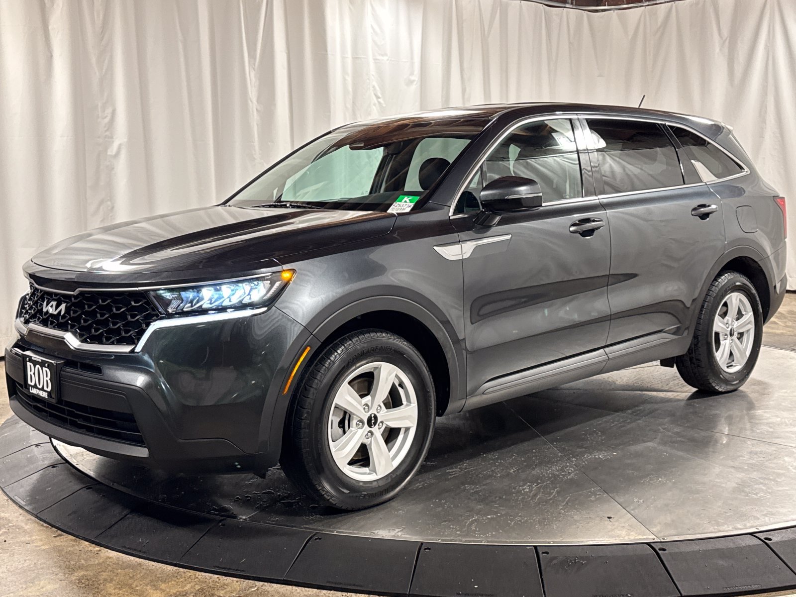 Used 2022 Kia Sorento LX FWD image 1