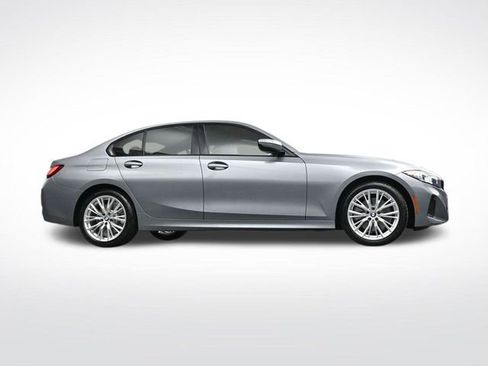 Used 2023 BMW 330i Sedan w/ Driving Assistance Package image 33