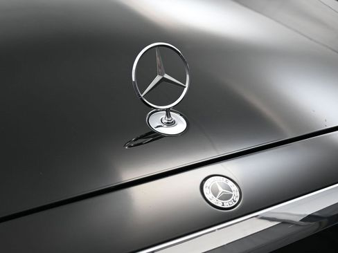 Used 2023 Mercedes-Benz S 580 4MATIC Sedan image 13