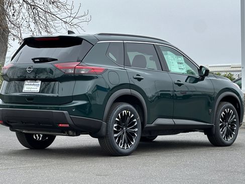 New 2026 Nissan Rogue Dark Armor image 4