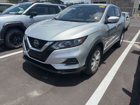 Used 2021 Nissan Rogue Sport S FWD image 3
