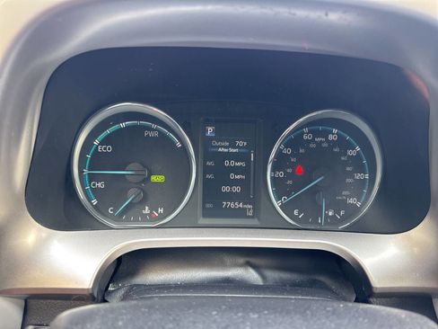 Used 2017 Toyota RAV4 XLE image 34