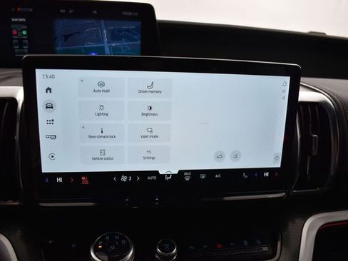 Used 2025 Ford Expedition Platinum w/ Stealth Performance Package image 24