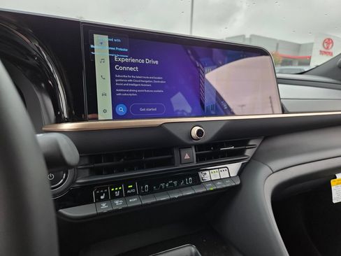 New 2026 Toyota Crown Platinum AWD/4WD image 21