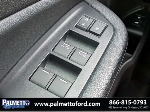 Used 2020 Honda Pilot Touring image 29